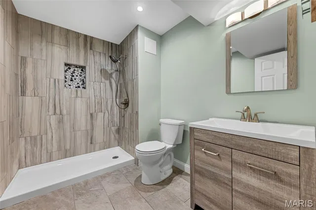 $345,000 | 90 Brookshire Creek Drive, Wentzville, MO 63385