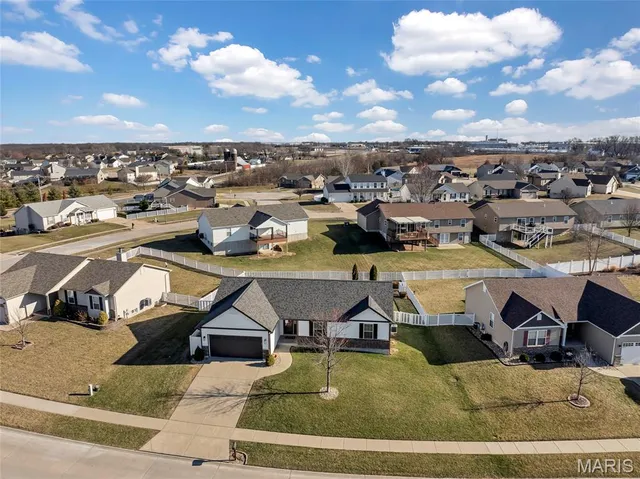 $345,000 | 90 Brookshire Creek Drive, Wentzville, MO 63385