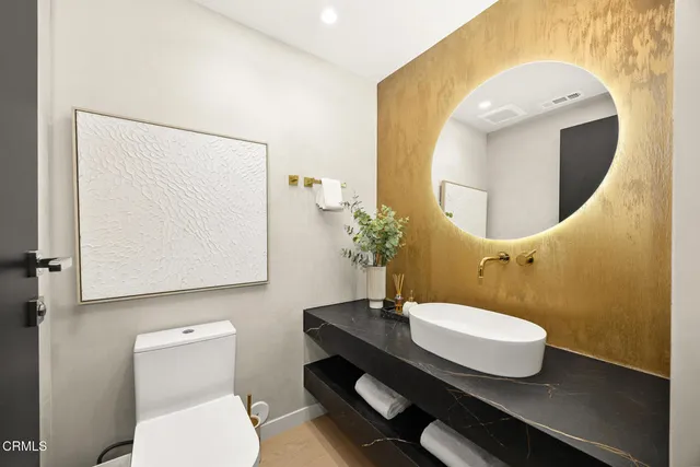 $2,835,000 | 1000 Avonoak Terrace, Glendale, CA 91206