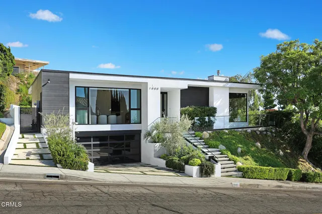 $2,835,000 | 1000 Avonoak Terrace, Glendale, CA 91206