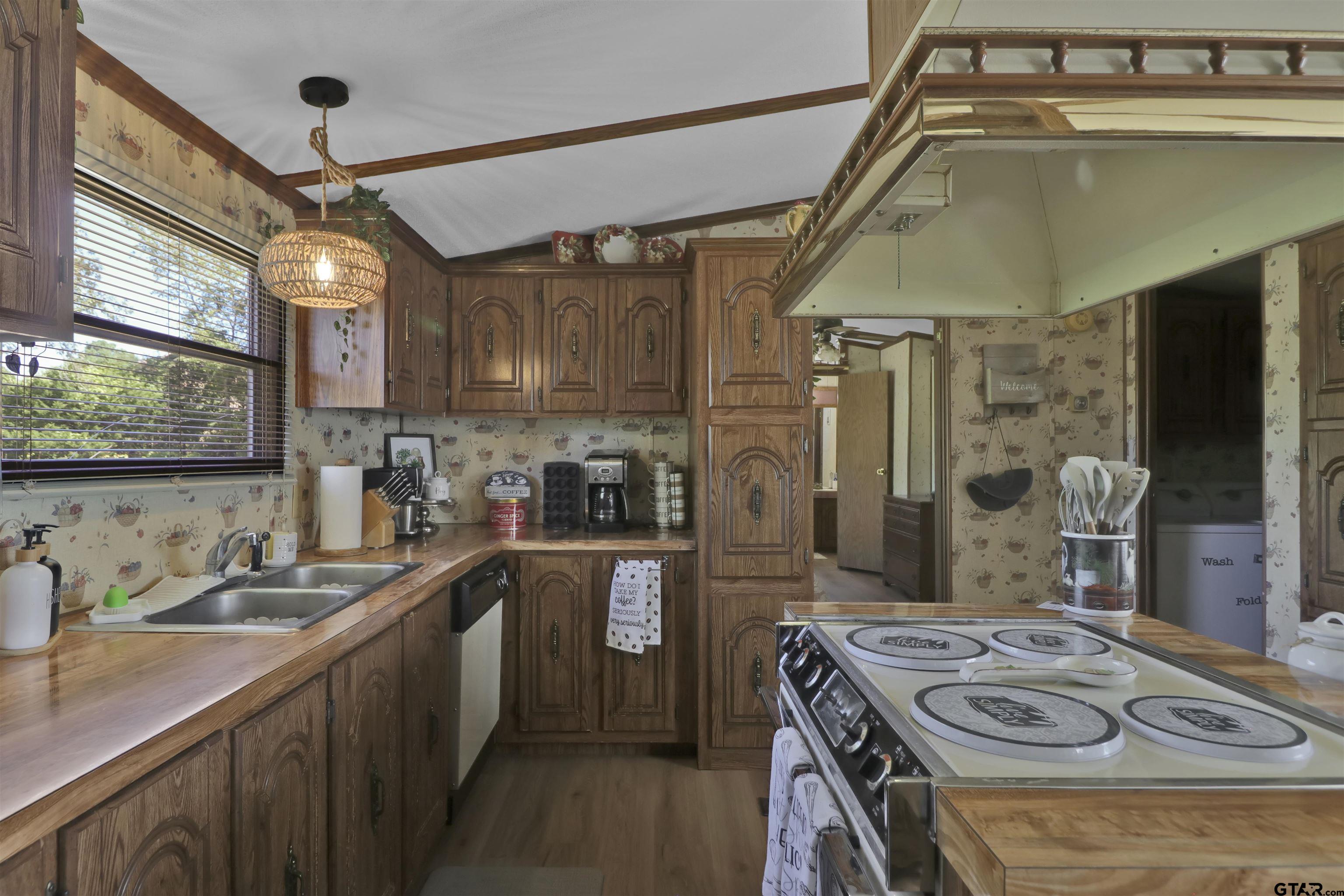 811 South Chandler Street Rusk, TX 75785 - Photo 13 of 38 Gallery Image 13