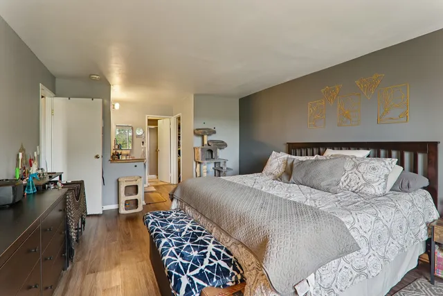 $255,000 | 801 79th Street, Unit 405, Darien, IL 60561