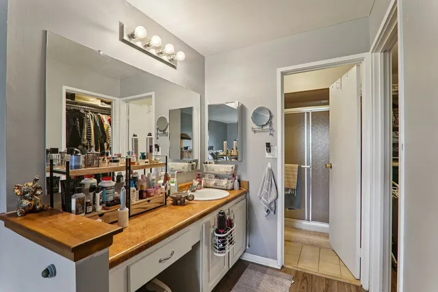 $255,000 | 801 79th Street, Unit 405, Darien, IL 60561