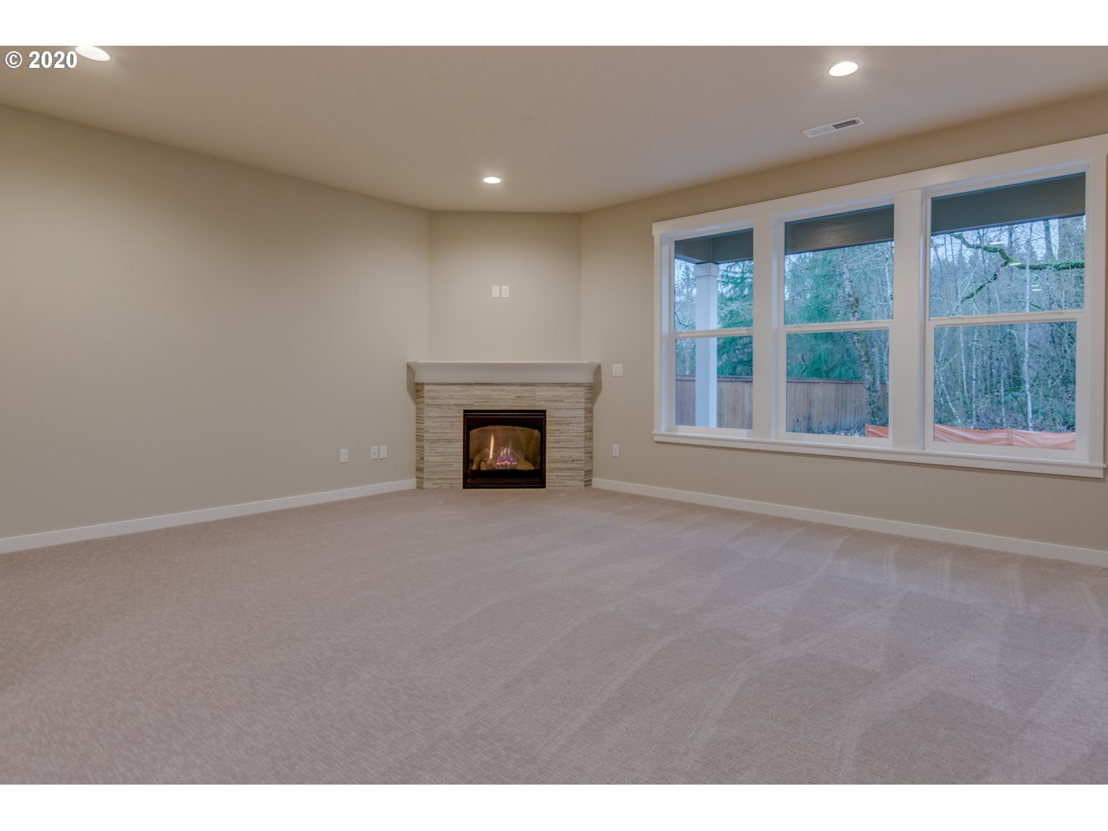 8524 North 1st Street, Unit LT96 Ridgefield, WA 98642 - Photo 26 of 32 a view of an empty room with a window