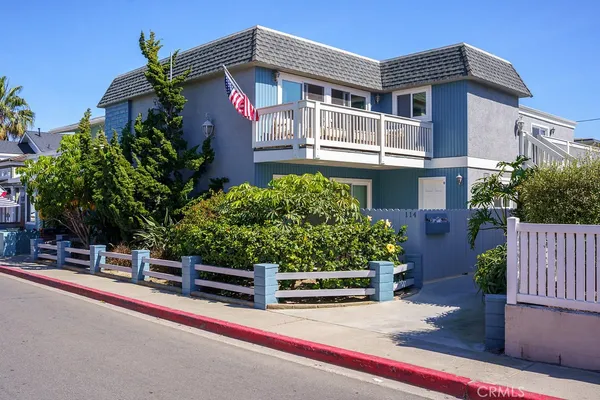 $6,250 | 114 44th Street, Unit B, Newport Beach, CA 92663