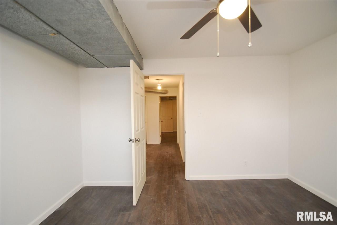 4409 West Castleton Road Peoria, IL 61615 - Photo 32 of 36 Gallery Image 32