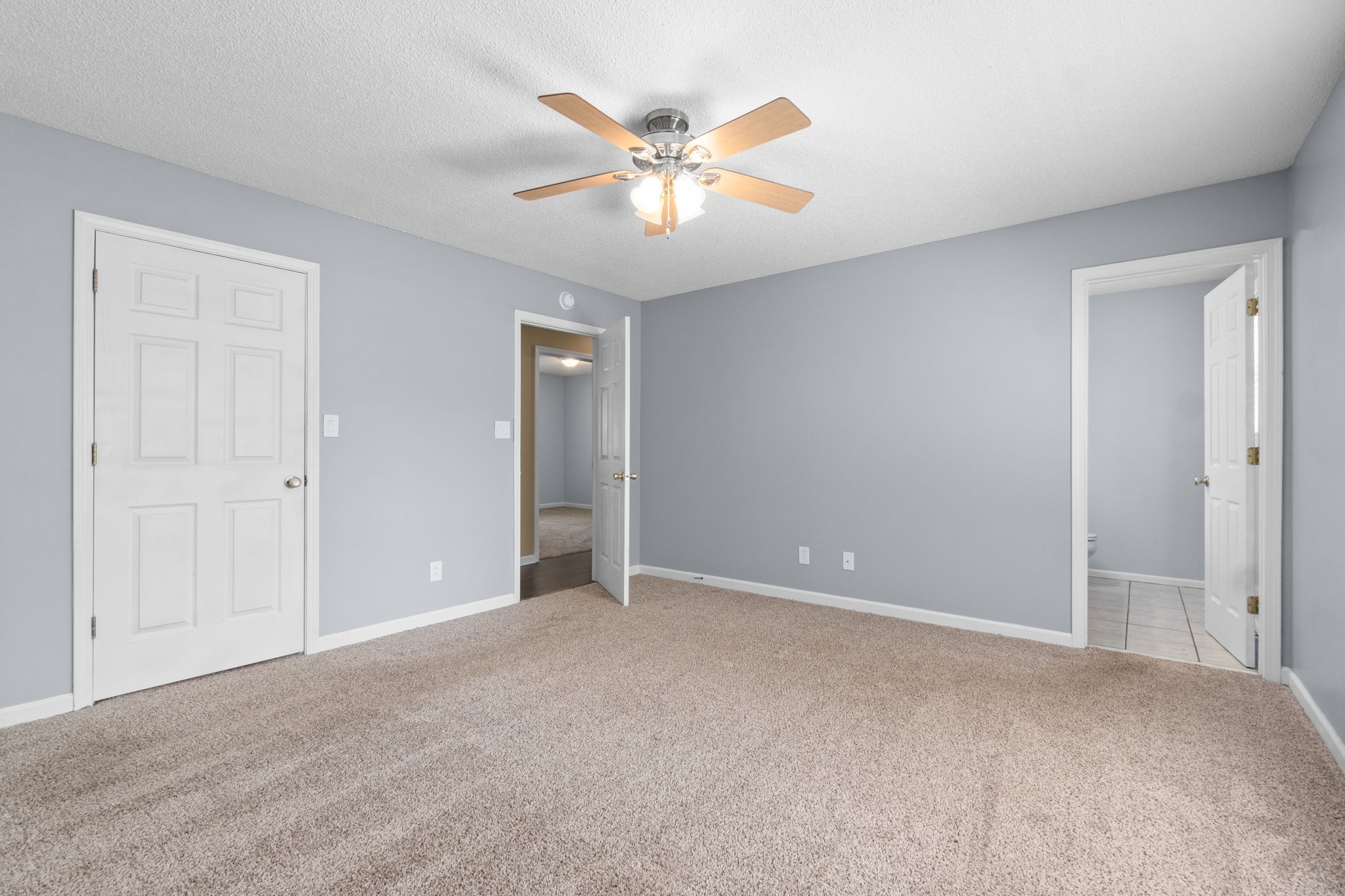 3315 Lylewood Road Woodlawn, TN 37191 - Photo 18 of 39 a view of an empty room with a ceiling fan