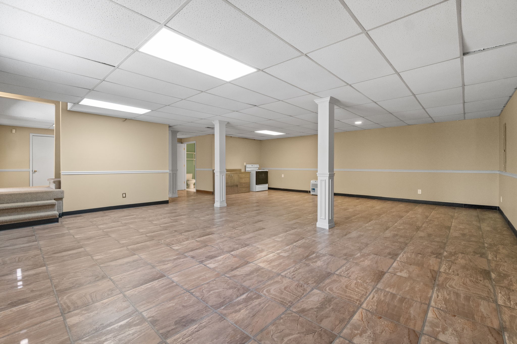 3315 Lylewood Road Woodlawn, TN 37191 - Photo 25 of 39 a view of a hallway with a room