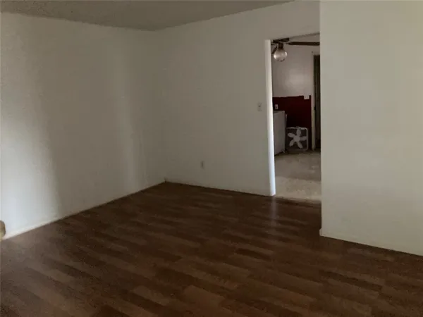 $1,200 | 1320 Moody Street, Paducah, TX 79248