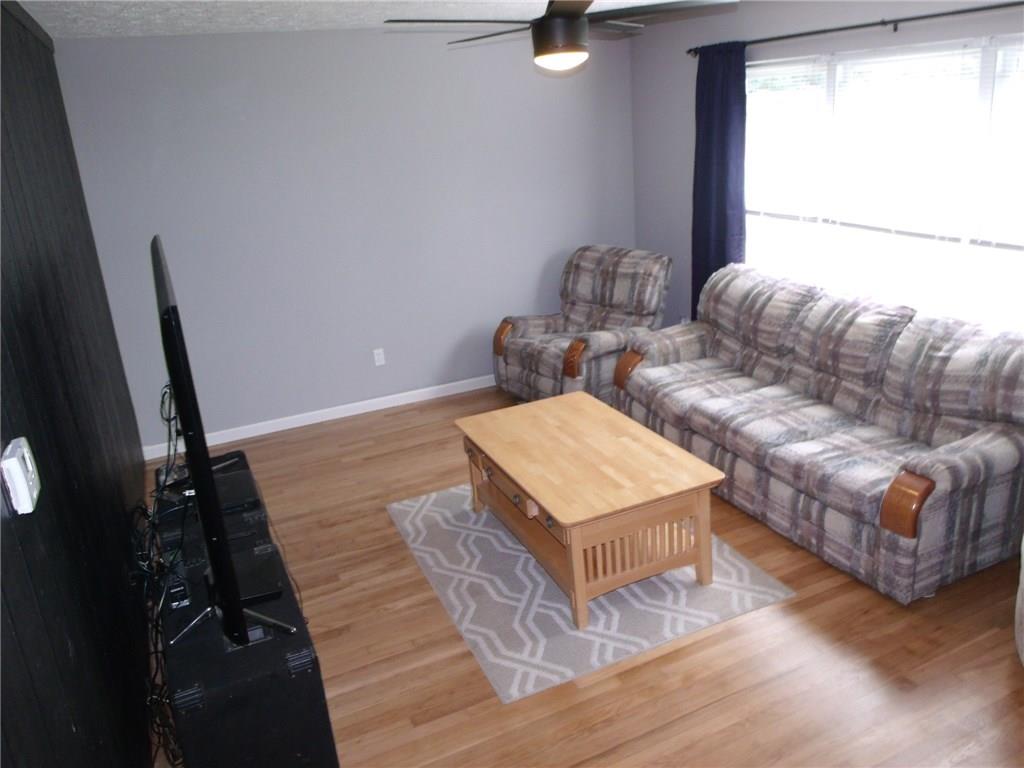 8924 Maze Road Indianapolis, IN 46259 - Photo 3 of 16 Gallery Image 3