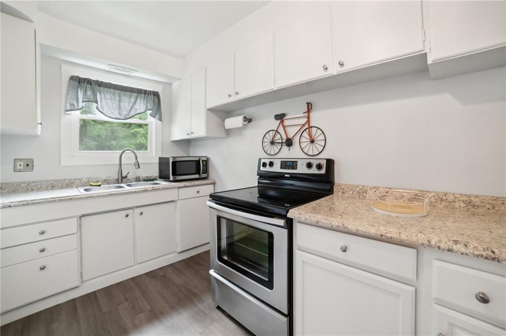 1362 Ravine Street Homestead, PA 15120 - Photo 10 of 31 Gallery Image 10