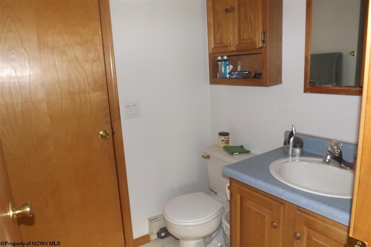 27 Skyview Drive Reedsville, WV 26547 - Photo 11 of 13 Gallery Image 11
