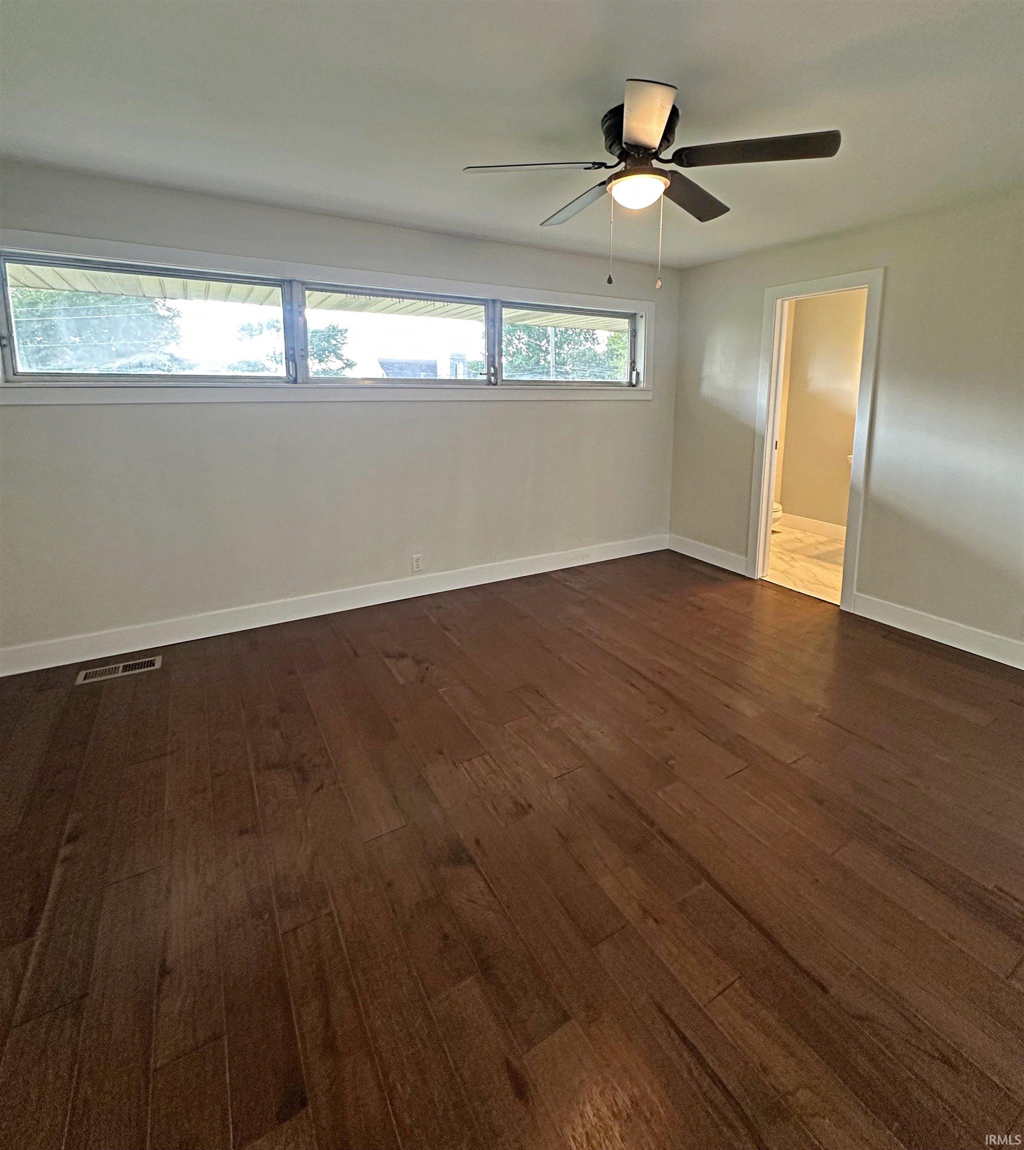 916 Highway 57 Washington, IN 47501 - Photo 12 of 36