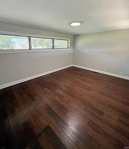 $294,500 | 916 Highway 57, Washington, IN 47501