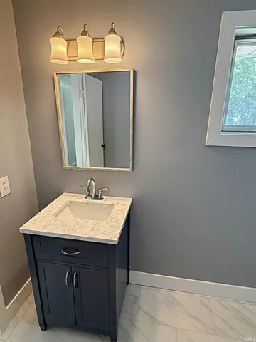 $294,500 | 916 Highway 57, Washington, IN 47501