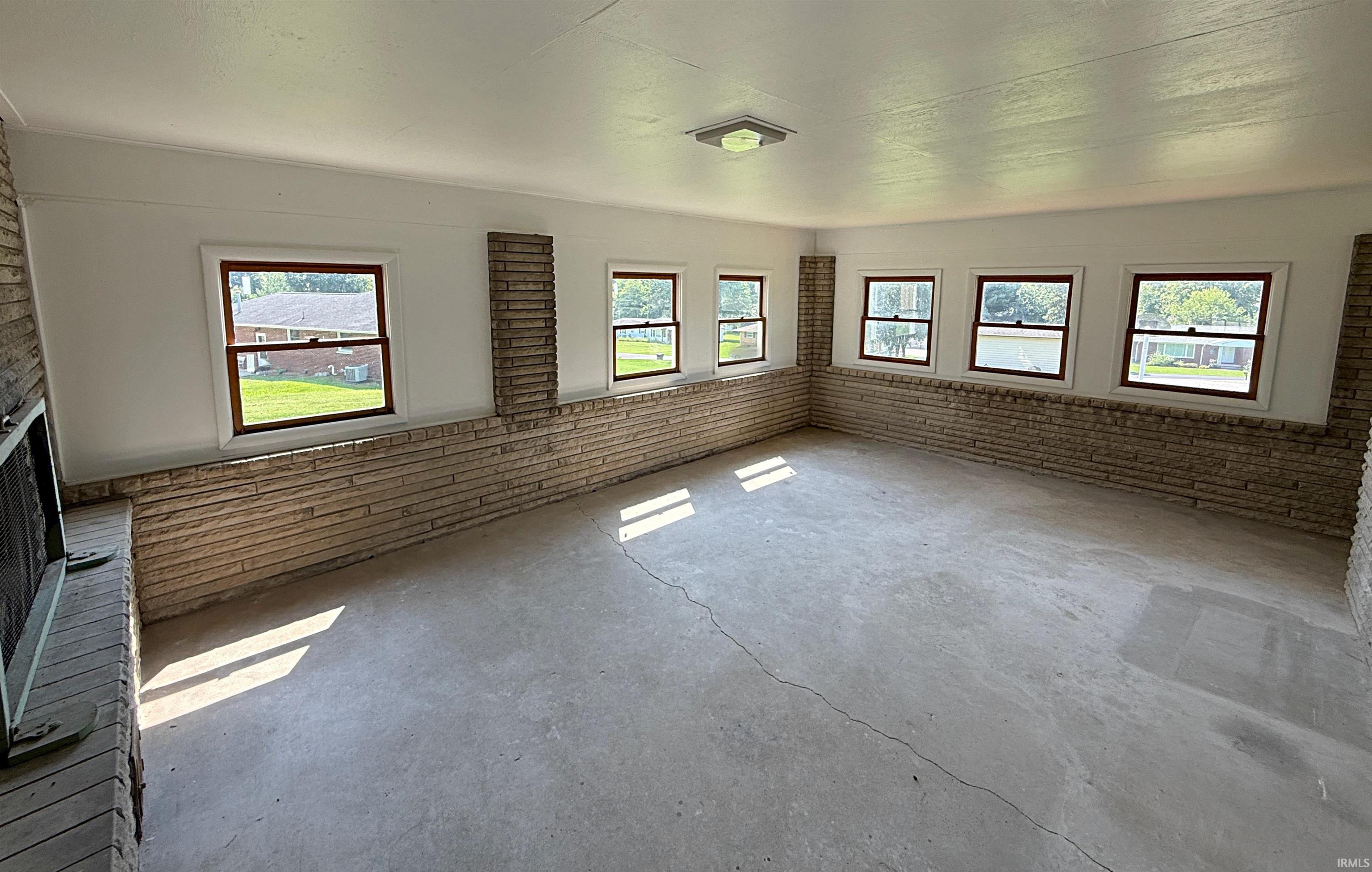 916 Highway 57 Washington, IN 47501 - Photo 27 of 36