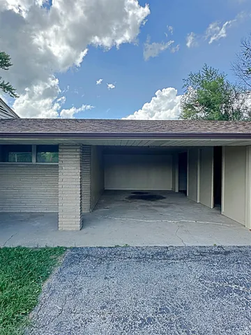 $294,500 | 916 Highway 57, Washington, IN 47501