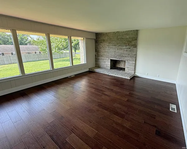 $294,500 | 916 Highway 57, Washington, IN 47501