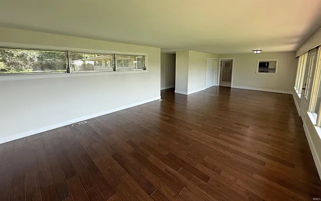 $294,500 | 916 Highway 57, Washington, IN 47501