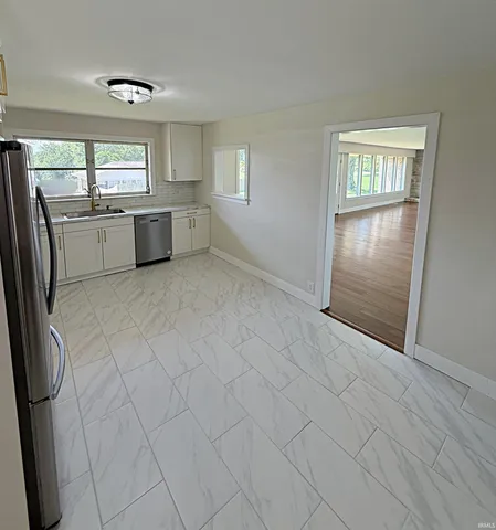 $294,500 | 916 Highway 57, Washington, IN 47501