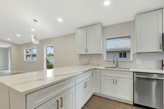 8914 Windtree Street Boca Raton, FL 33496 - Photo 3 of 30 Quartz Countertops