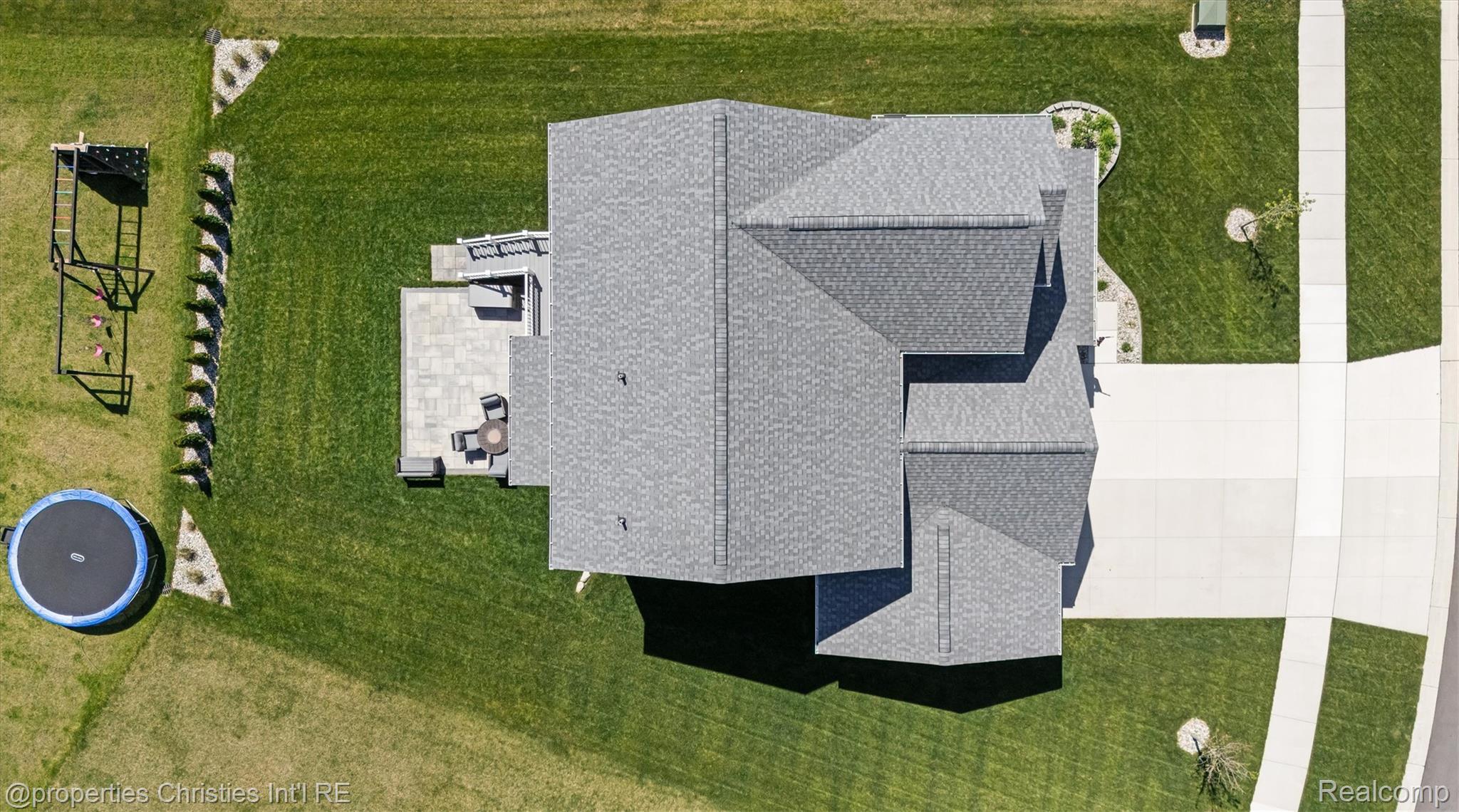 2721 Maize Loop Saline, MI 48176 - Photo 46 of 52 Aerial view of property and surrounding area
