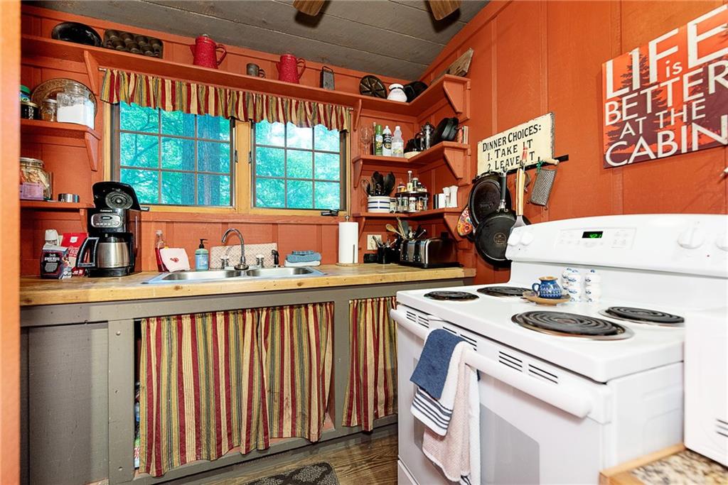 7191 Possum Trot Road Unionville, IN 47468 - Photo 14 of 51 Gallery Image 14