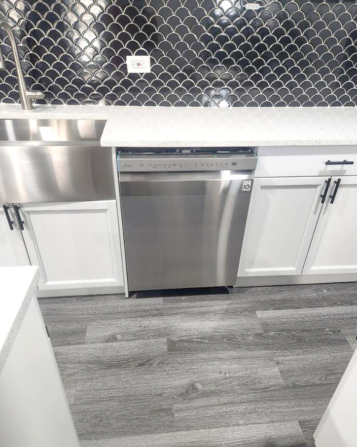 7046 South Wabash Avenue Chicago, IL 60637 - Photo 13 of 41 a close view of sink