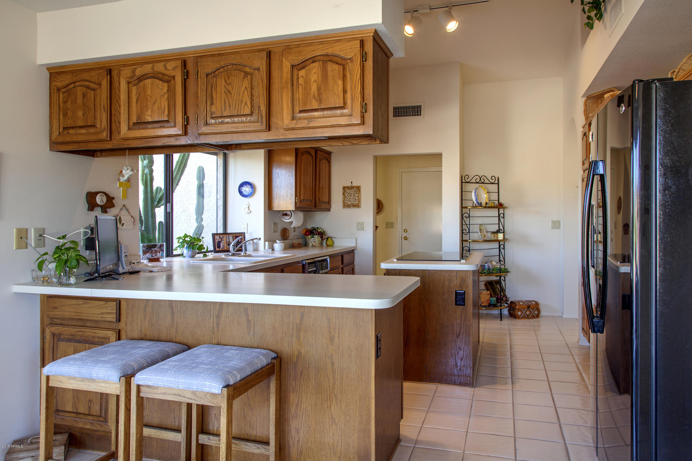 19010 East Wiki Way Rio Verde, AZ 85263 - Photo 6 of 36 Breakfast Bar