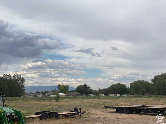 1683 West W Highway Vernal, UT 84078 - Photo 3 of 8 View of yard