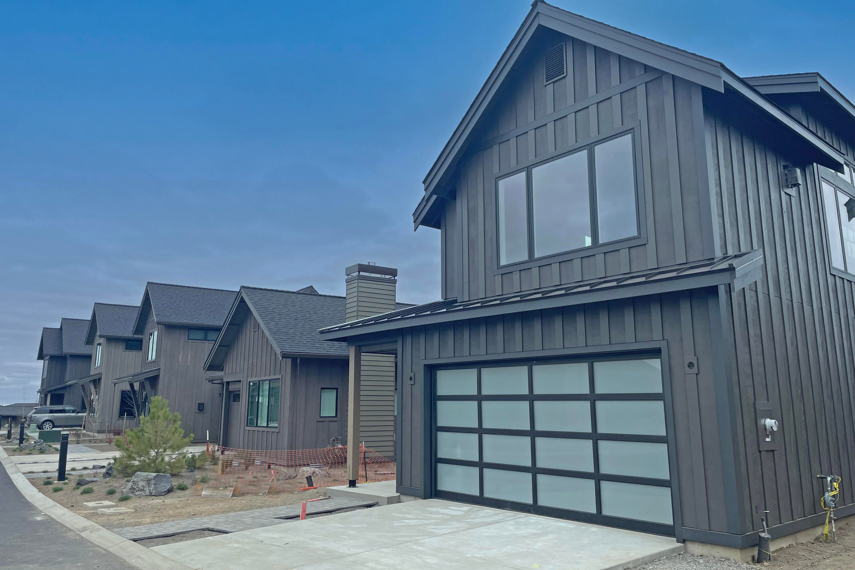 61296 Howe Way Bend Bend, OR 97702 - Photo 2 of 14 4