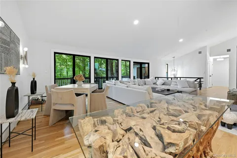 $1,175,000 | 75 Laurel Hill Road, Centerport, NY 11721