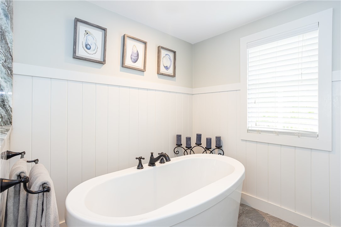74 Therien Road Portsmouth, RI 02871 - Photo 26 of 50