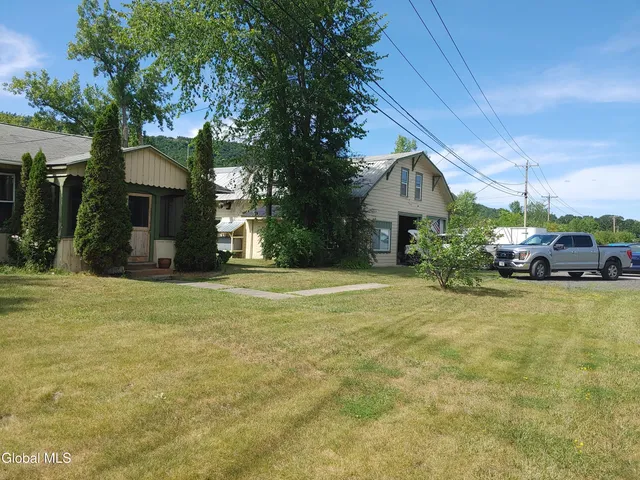 $279,900 | 2001 State Highway 9N, Ticonderoga, NY 12883