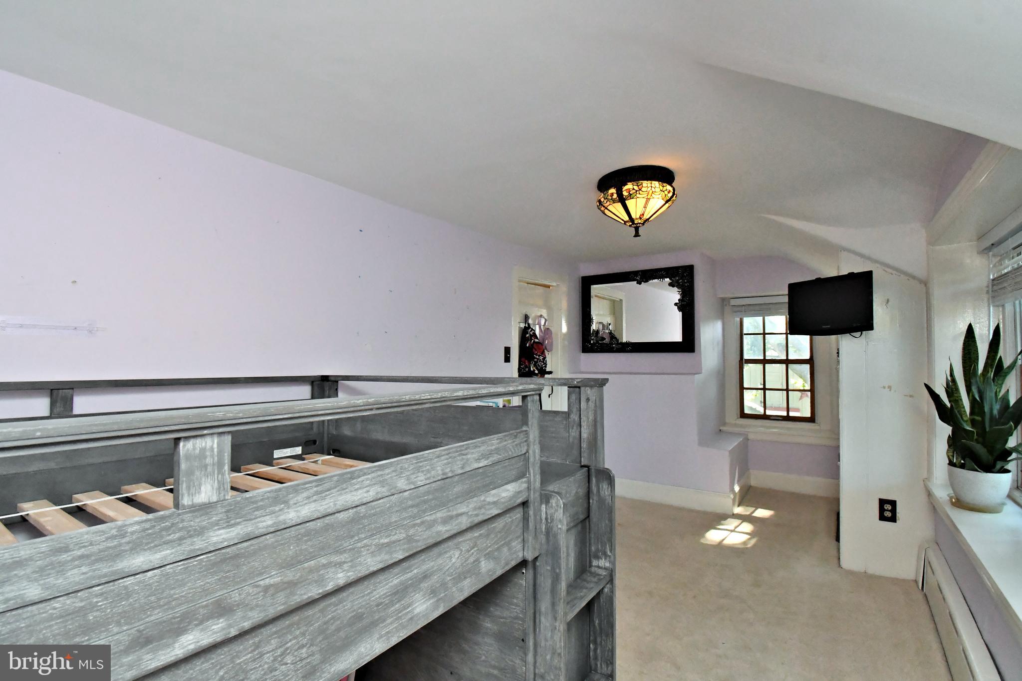 381 Holland Road Holland, PA 18966 - Photo 25 of 86 Gallery Image 25