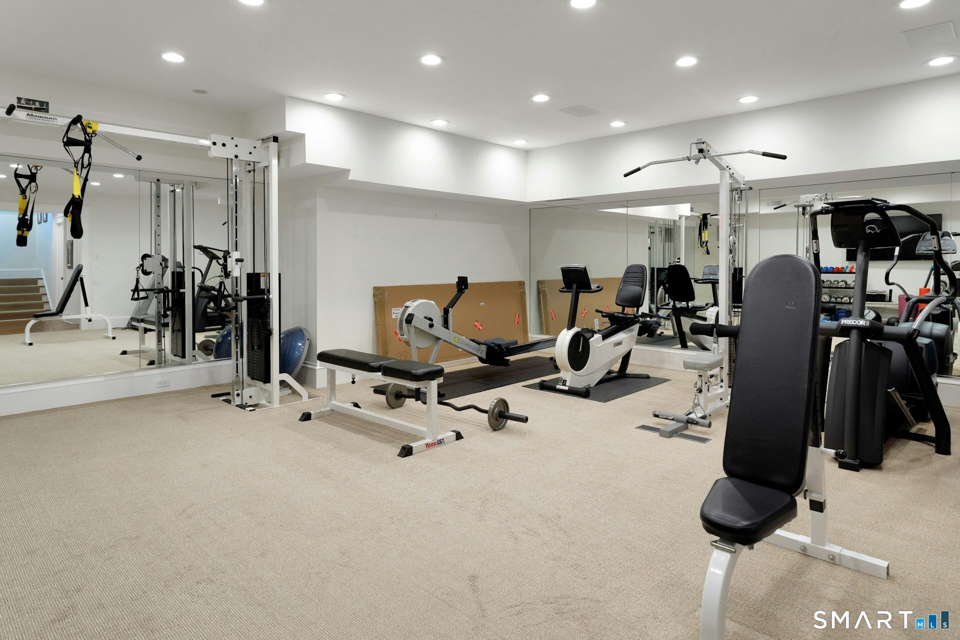 11 Harbor Bluff Lane, Unit 11 Norwalk, CT 06853 - Photo 33 of 40 Gallery Image 33