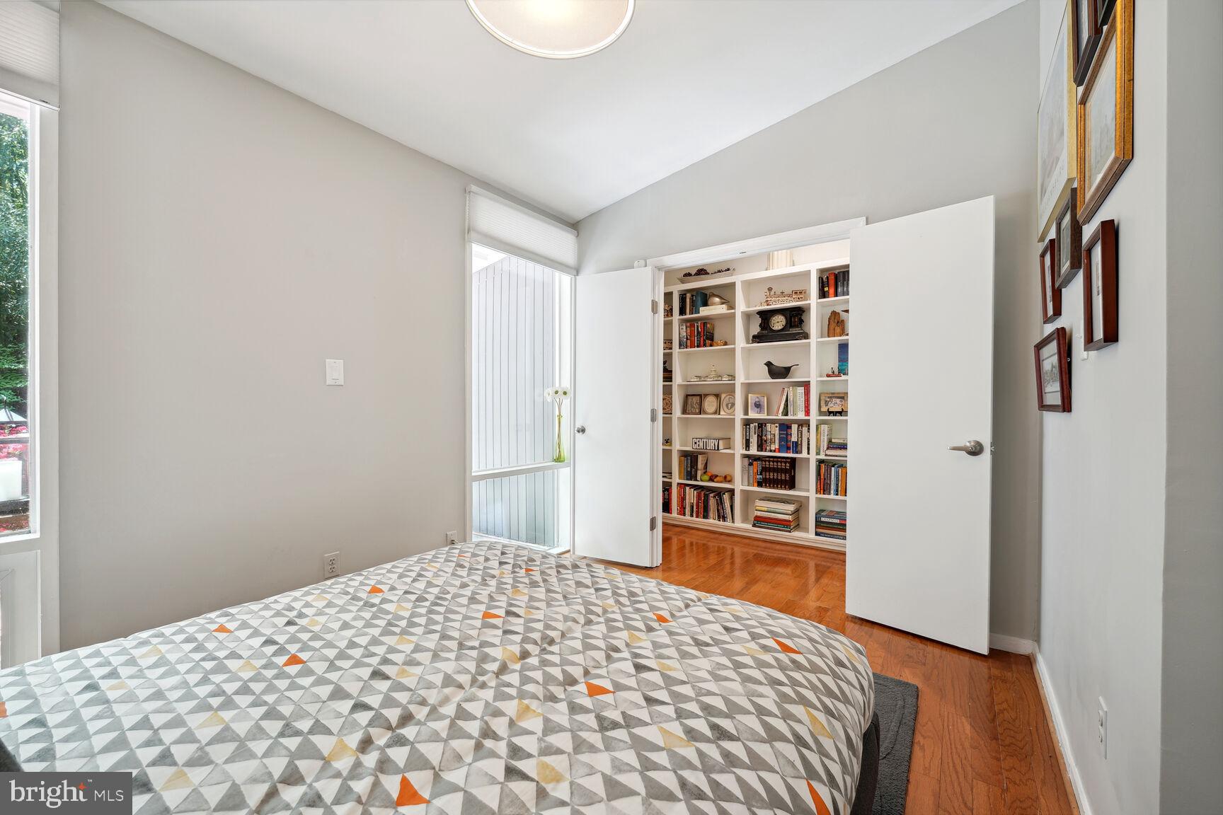 7716 Elba Road Alexandria, VA 22306 - Photo 14 of 29