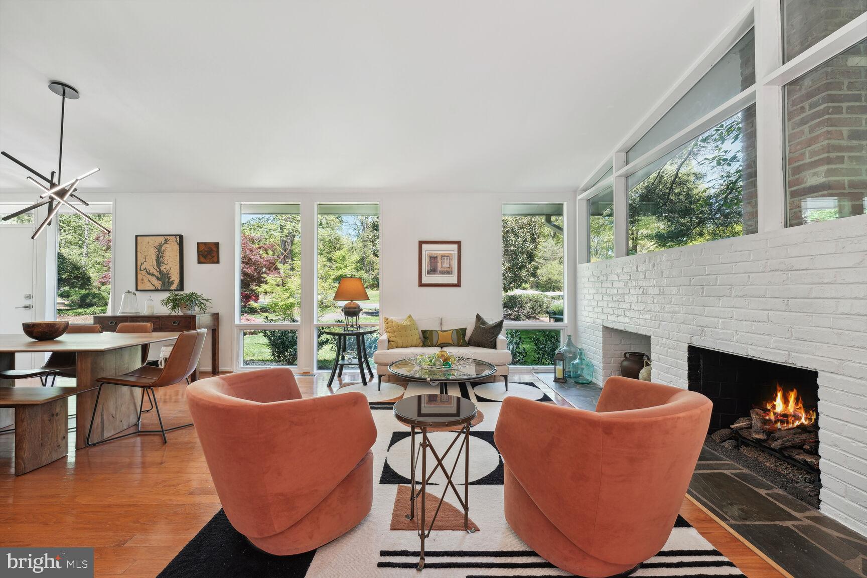 7716 Elba Road Alexandria, VA 22306 - Photo 4 of 29