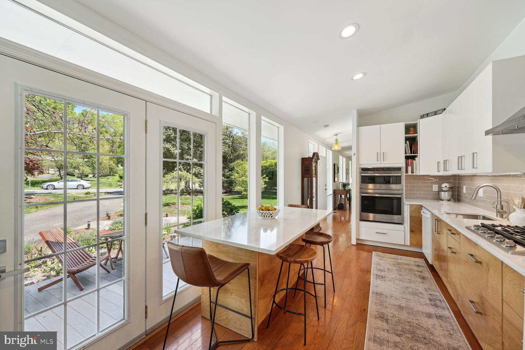 7716 Elba Road Alexandria, VA 22306 - Photo 10 of 29