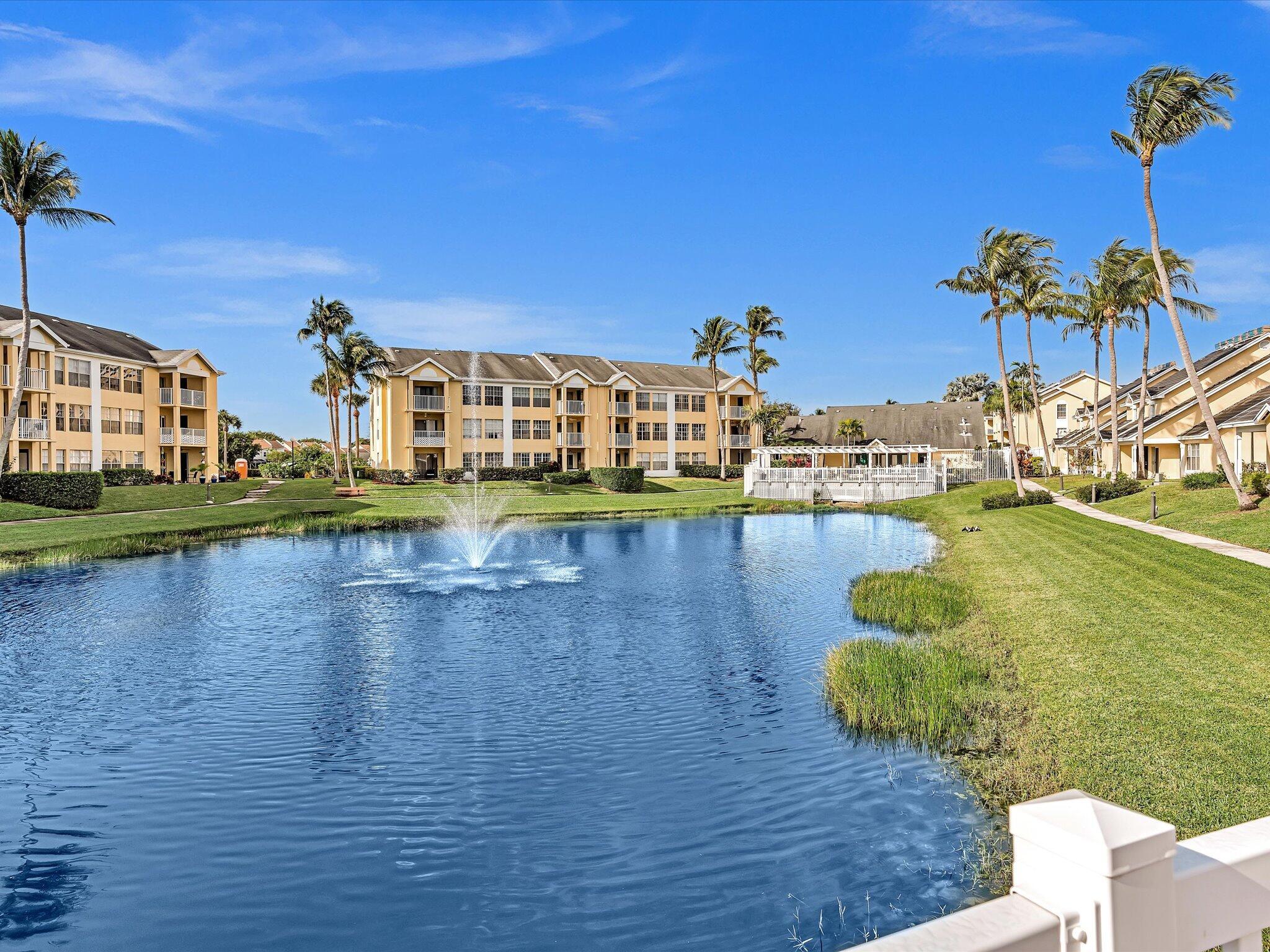 6284 La Costa Drive, Unit K Boca Raton, FL 33433 - Photo 33 of 57 Community Grounds