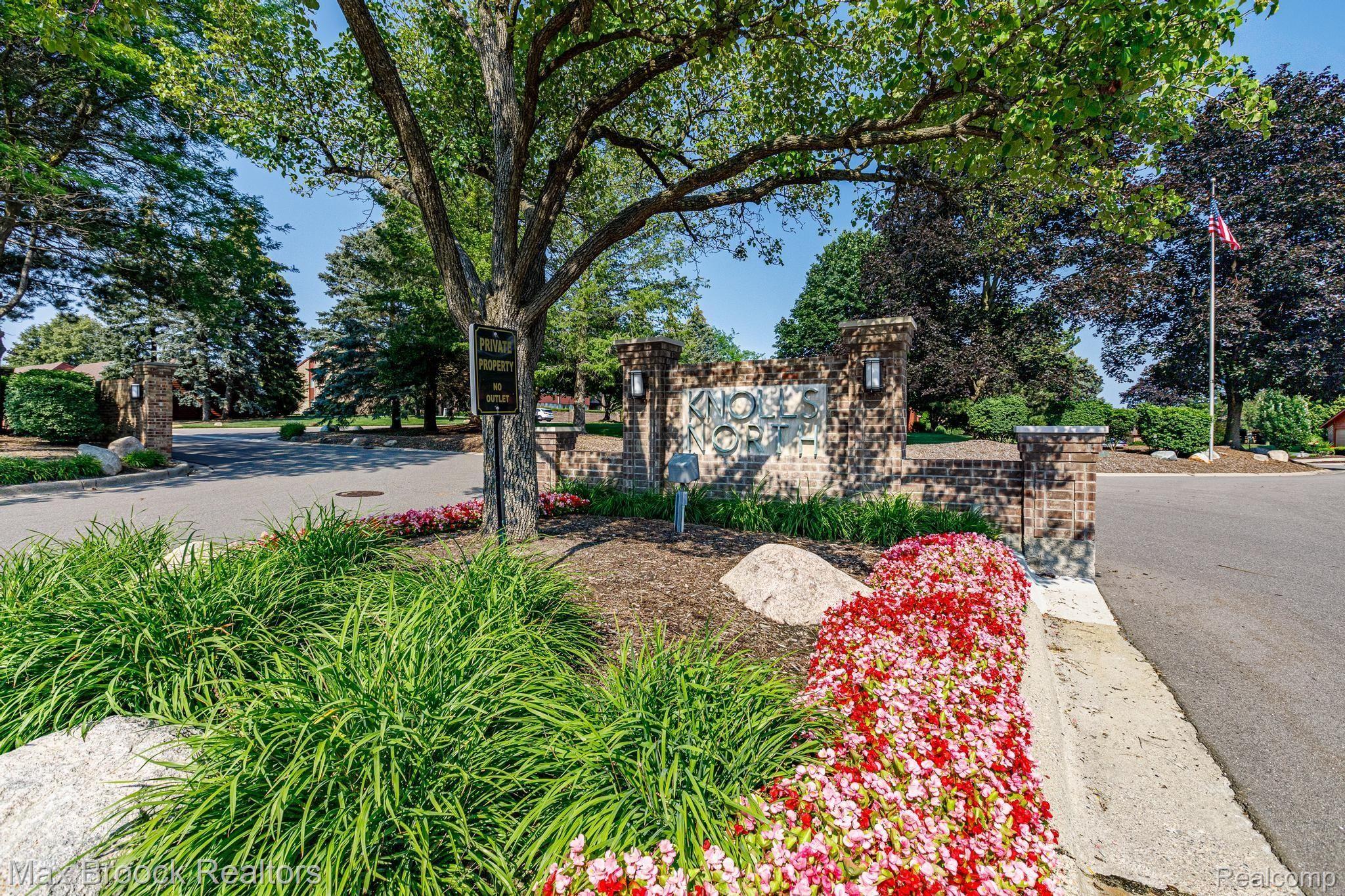 856 GreenView Court Rochester, MI 48307 - Photo 35 of 35 856 Green View Ct-36.jpg