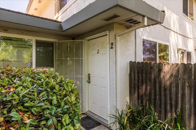 a view of a pathway of the house