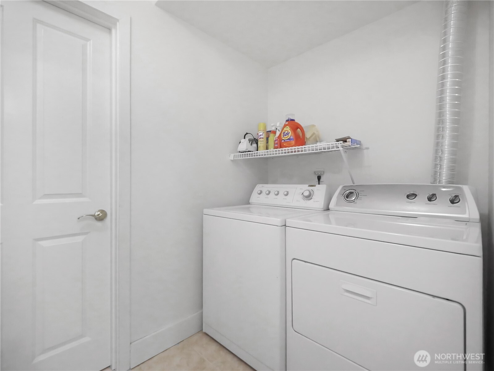 8500 Main Street, Unit F209 Edmonds, WA 98026 - Photo 26 of 35