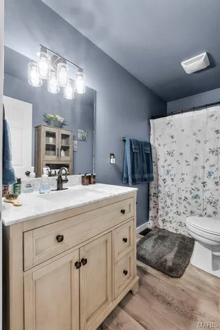 $385,000 | 16815 Augusta Glen, Glenallen, MO 63751