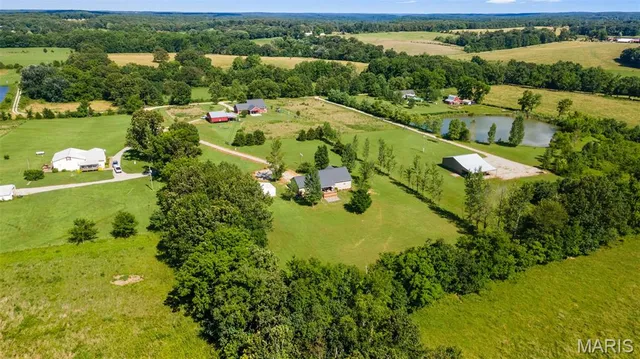 $385,000 | 16815 Augusta Glen, Glenallen, MO 63751