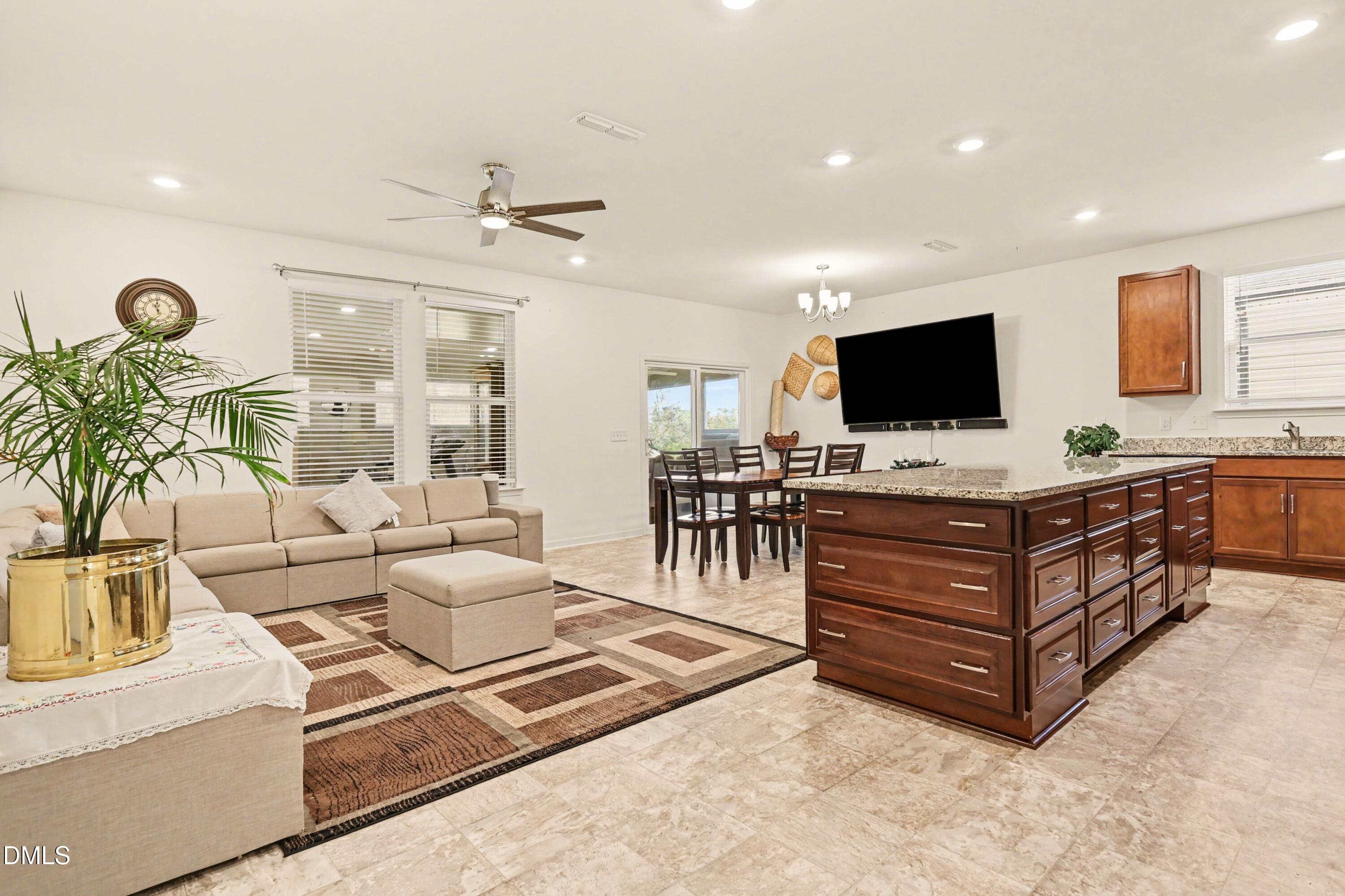 176 Harpers Lndg Road Garner, NC 27529 - Photo 6 of 26 006_file_9409