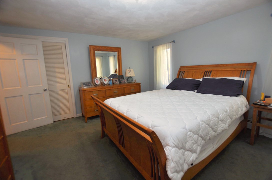 12 Briarwood Road Glocester, RI 02857 - Photo 11 of 19