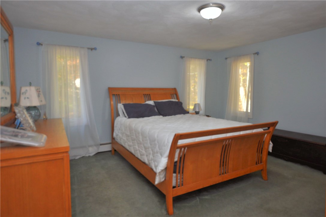 12 Briarwood Road Glocester, RI 02857 - Photo 10 of 19