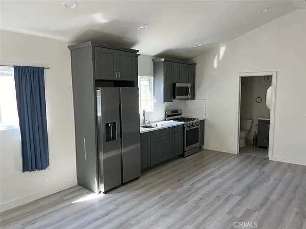 $1,900 | 701 Oakdale Avenue, Unit 1, Monrovia, CA 91016