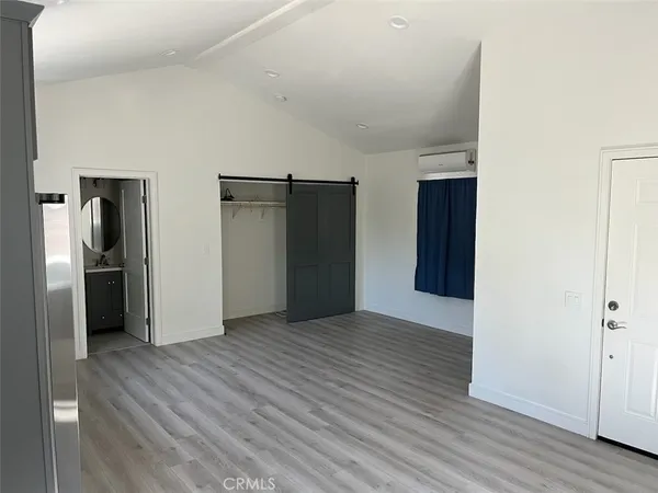 $1,900 | 701 Oakdale Avenue, Unit 1, Monrovia, CA 91016